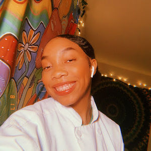 Meet your Posher, Shaniah